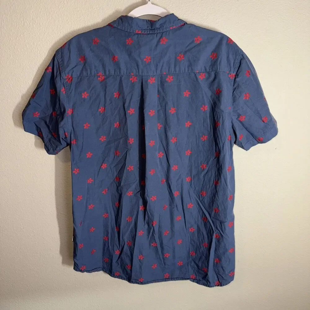 The North Face Men’s Button Down Shirt Blue Floral